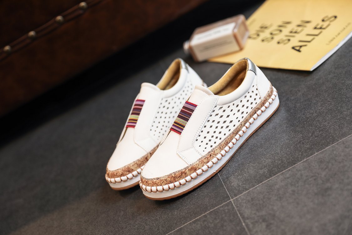 Women's Flats