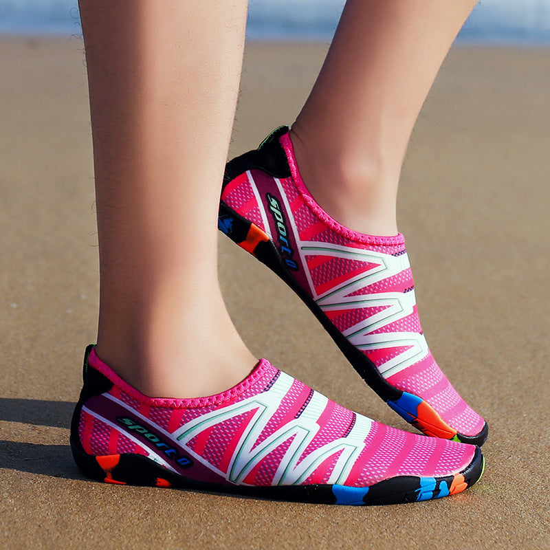 Men and women beach shoes non-slip seaside upstream shoes