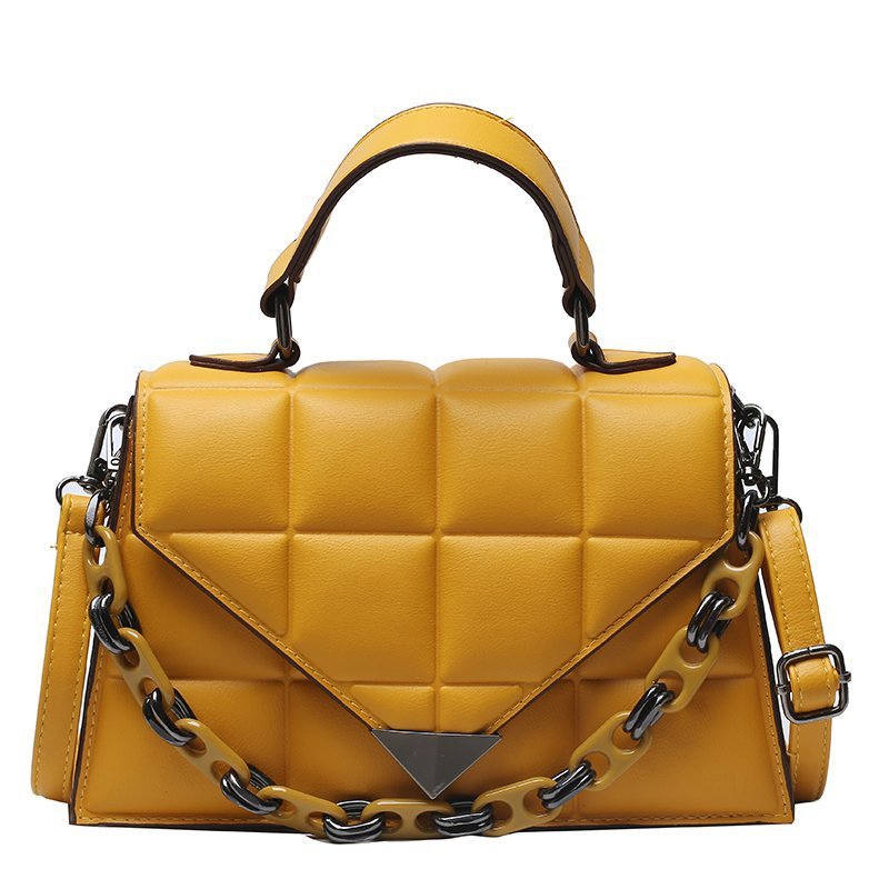 Foreign trade new bag handbags 2021 European and American fashion rhombus handbags chain triangle cover shoulder messenger bag