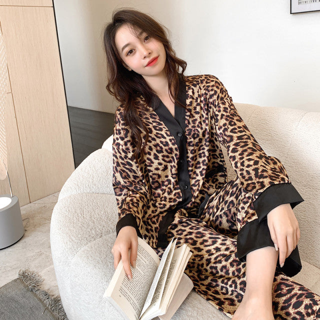 QSROCIO Women's Pajamas Set V Neck Design Luxury Cross Letter Print Sleepwear Silk Like Home Clothes XXL Large Size Nightwear