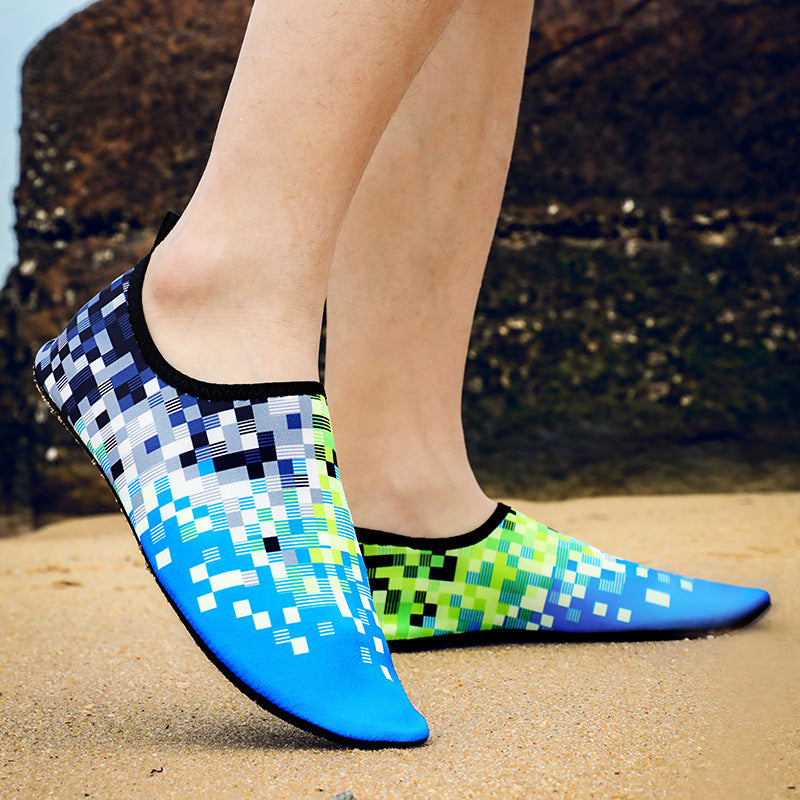 Men and women beach shoes non-slip seaside upstream shoes