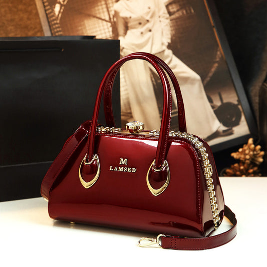 Fashion stereotyped leather women's bags 2022 new middle-aged mother bags all-match messenger handbags shoulder women's bags