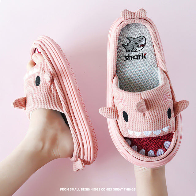 Mo Dou All Senson Designer Slippers Cute Cartoon Lovely Animals Bedroom Cotton Home Shoes Indoor Thick Sole Couples Men Women